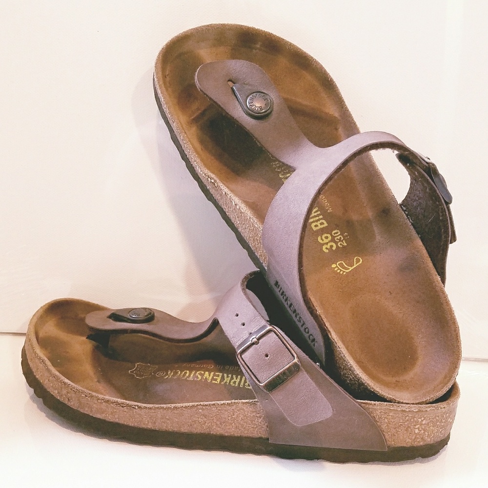 Women's Birkenstock Gizeh Sandels size 36